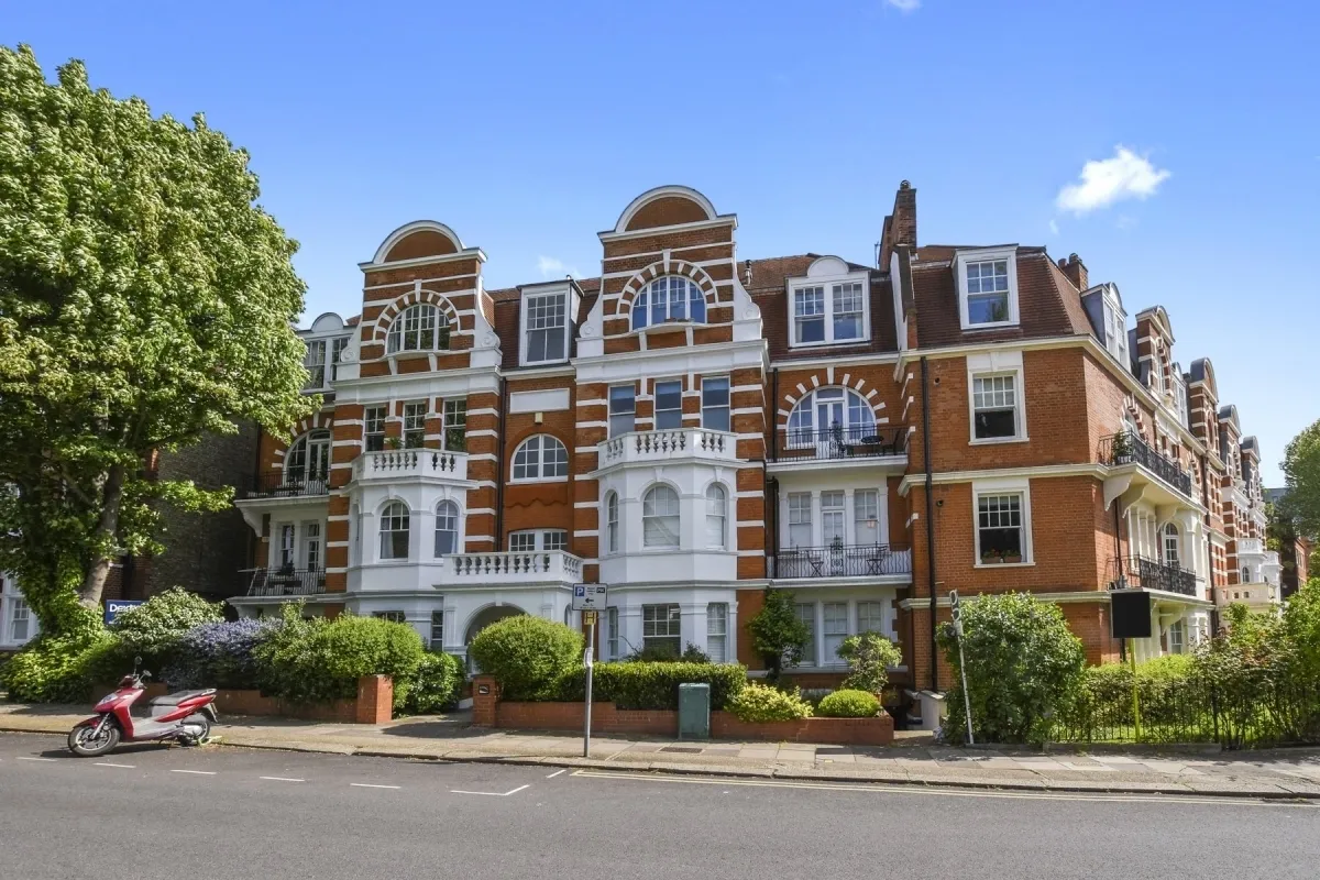 Exeter Road, London, NW2, photo 4