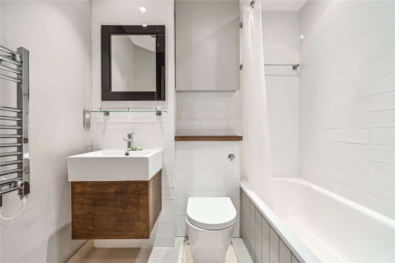 Anchor House, Smugglers Way, London, SW18 1EX, photo 6