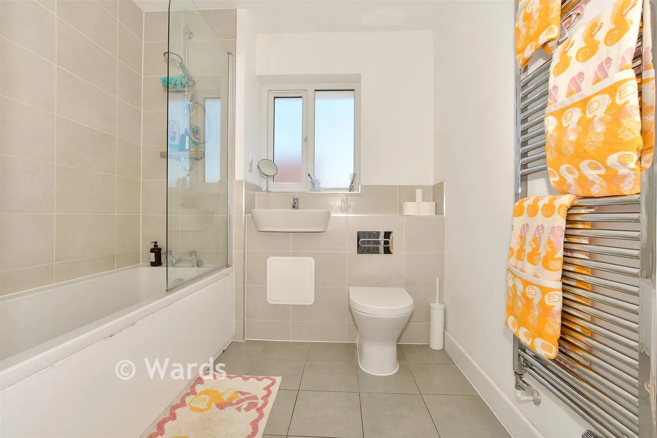 Harvey Drive, Faversham, ME13, photo 6