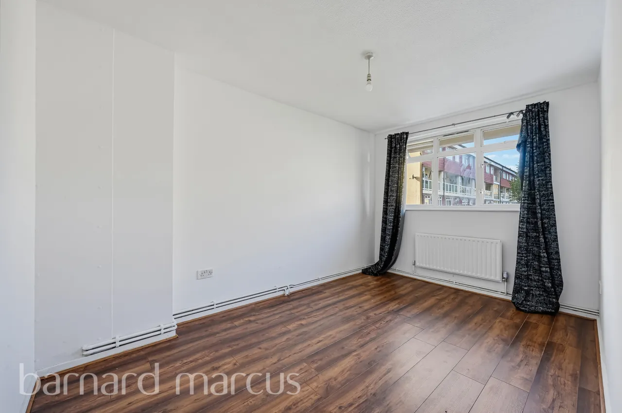 Boathouse Walk, London, SE15, photo 4