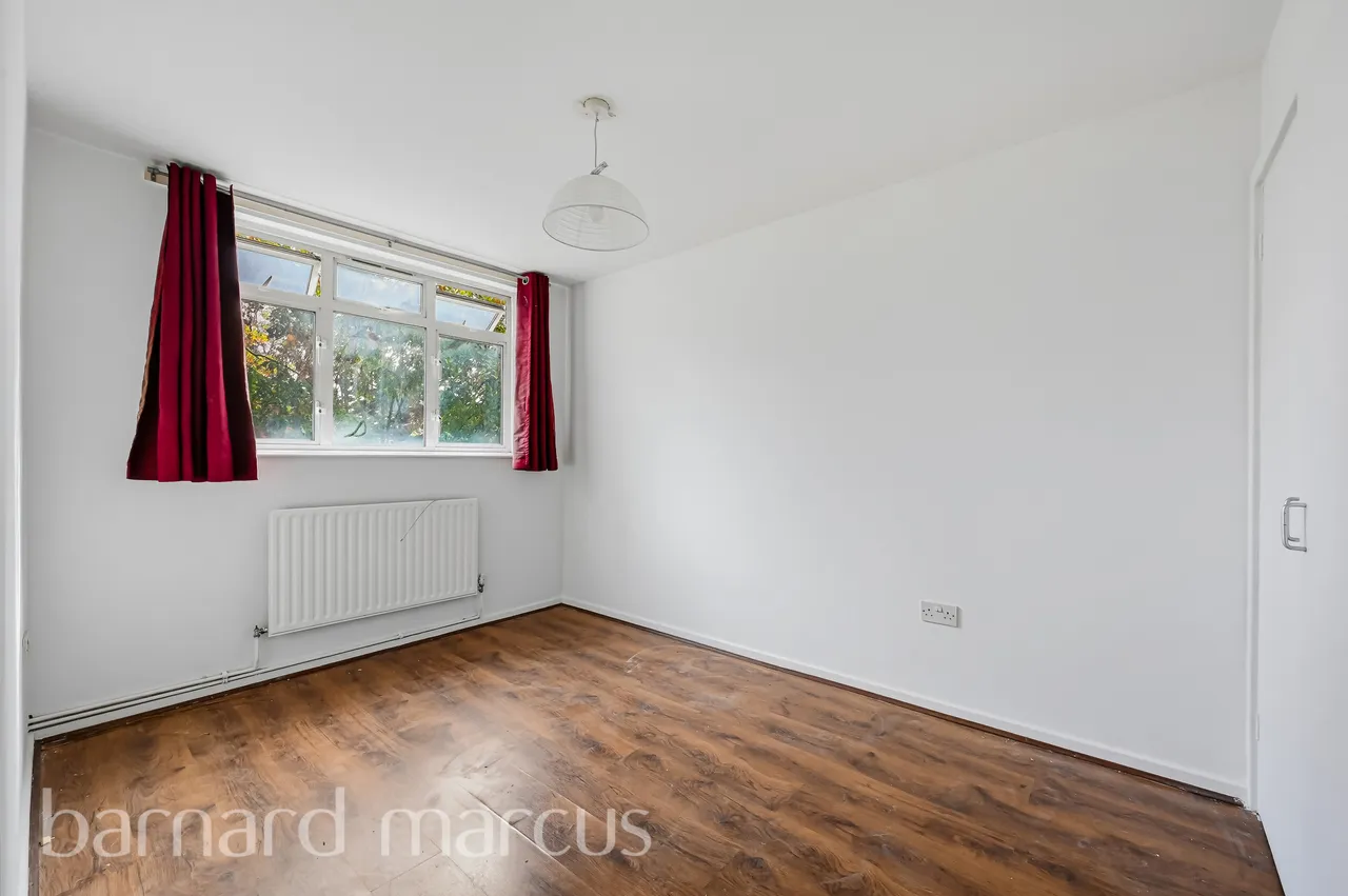 Boathouse Walk, London, SE15, photo 2