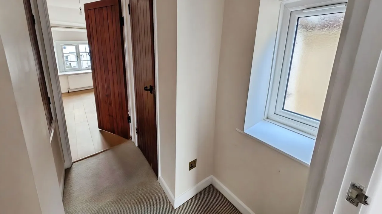 Rounceval Street, Chipping Sodbury, BS37, photo 7