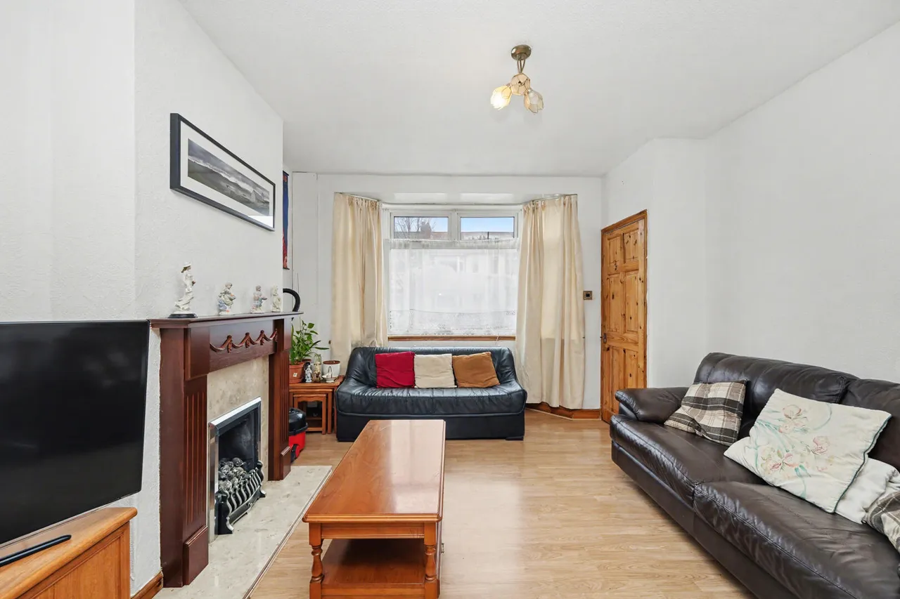 Balmoral Road, EN3, photo 13
