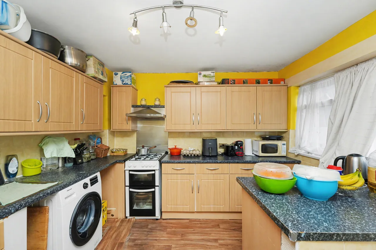 Balmoral Road, EN3, photo 9