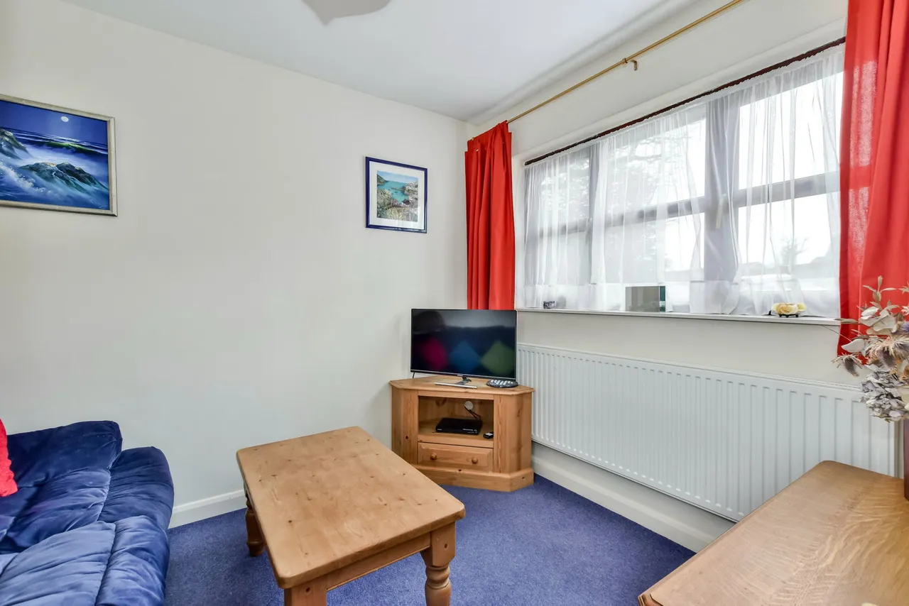 Oak Tree Close, Abbots Langley, WD5, photo 8