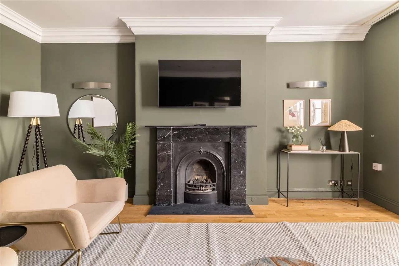 Steeles Road, London, NW3, photo 15