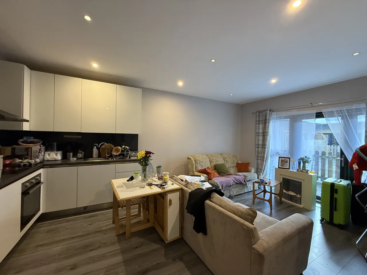 Quilters Way, Stoke Mandeville, HP22, photo 2