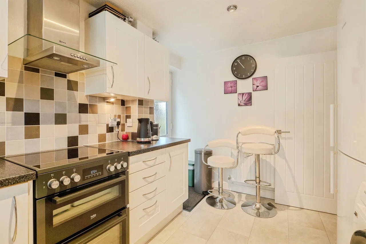 Althorpe Drive, Loughborough, photo 9