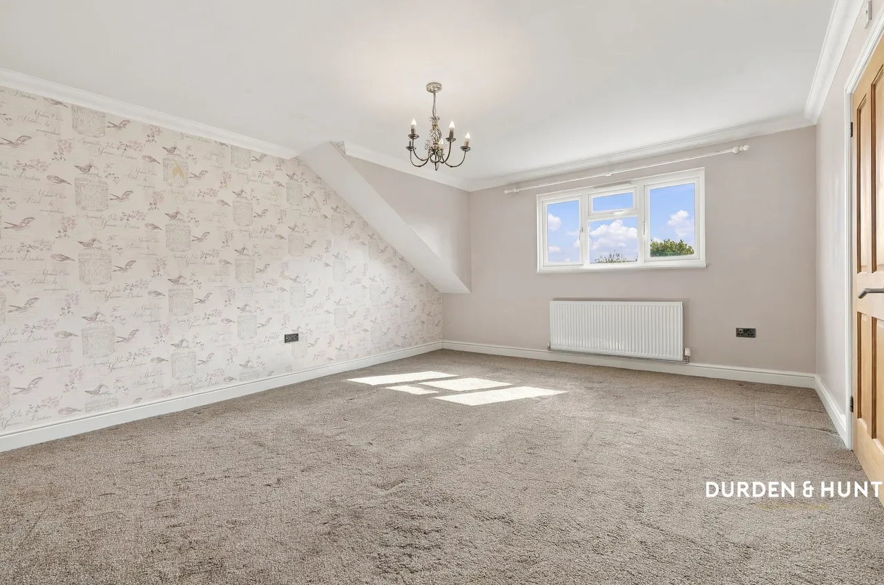 Trinity Road, Rayleigh, SS6, photo 16
