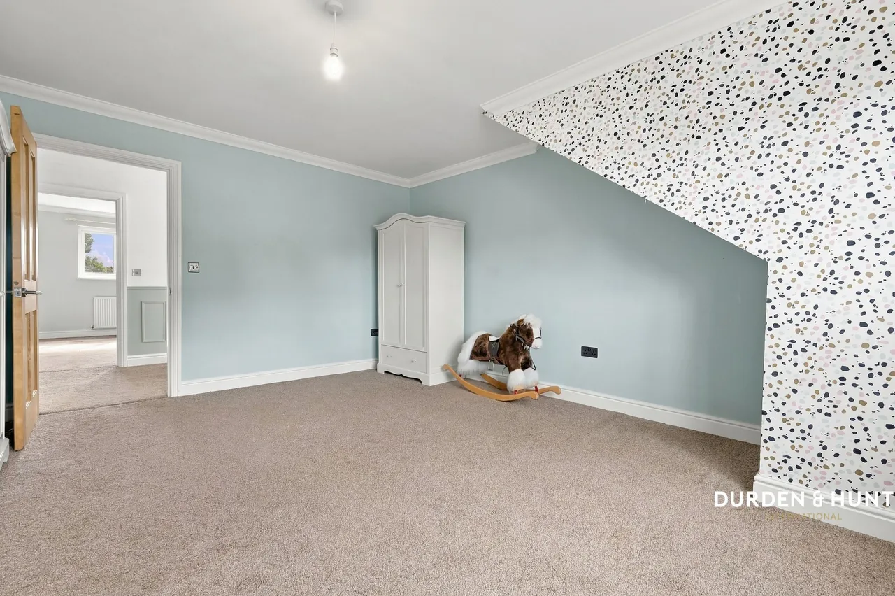Trinity Road, Rayleigh, SS6, photo 24