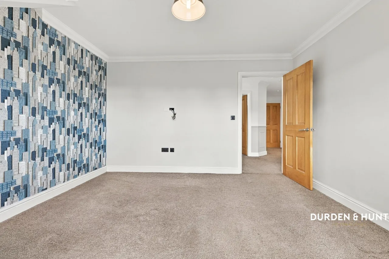 Trinity Road, Rayleigh, SS6, photo 23