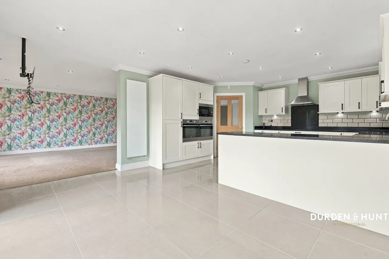 Trinity Road, Rayleigh, SS6, photo 5