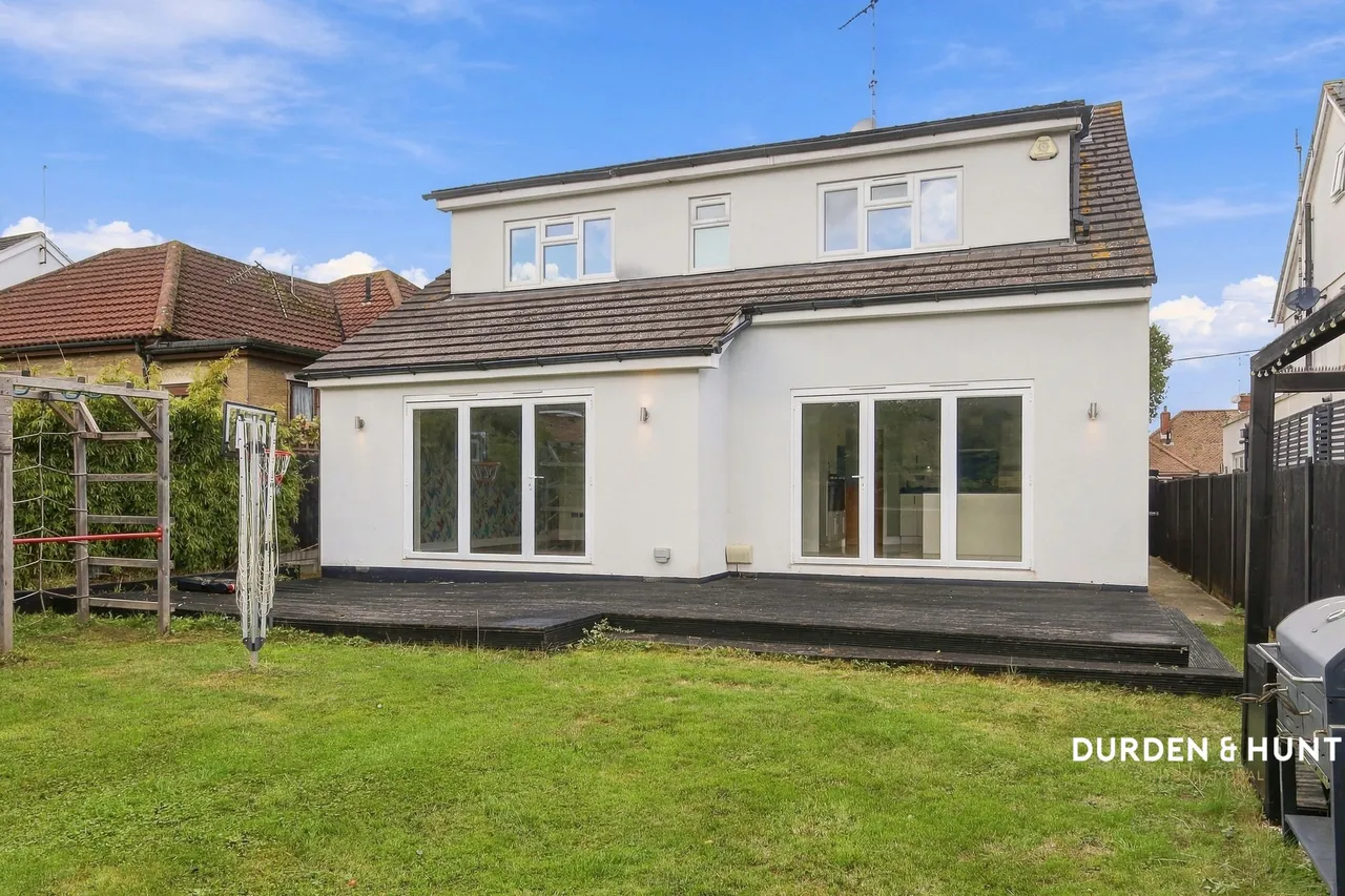 Trinity Road, Rayleigh, SS6, photo 31