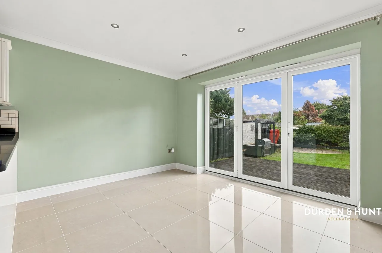 Trinity Road, Rayleigh, SS6, photo 10