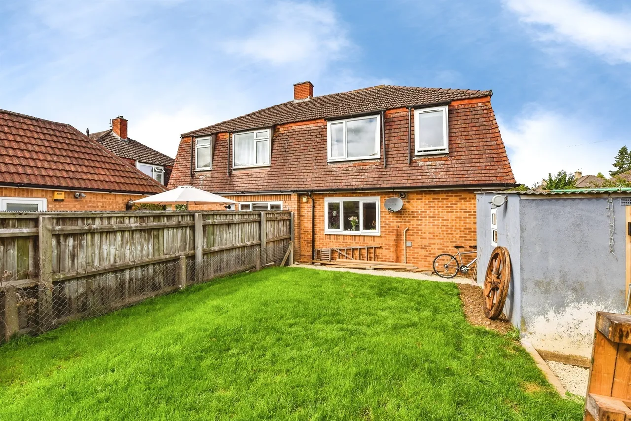 3 bed house for sale, Coronation Road, Frome, BA11