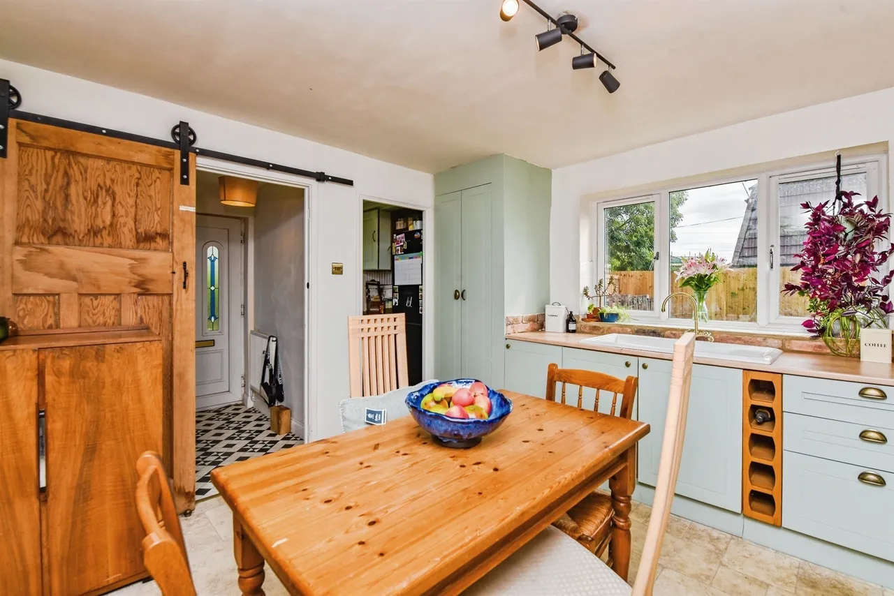 Coronation Road, Frome, BA11, photo 10