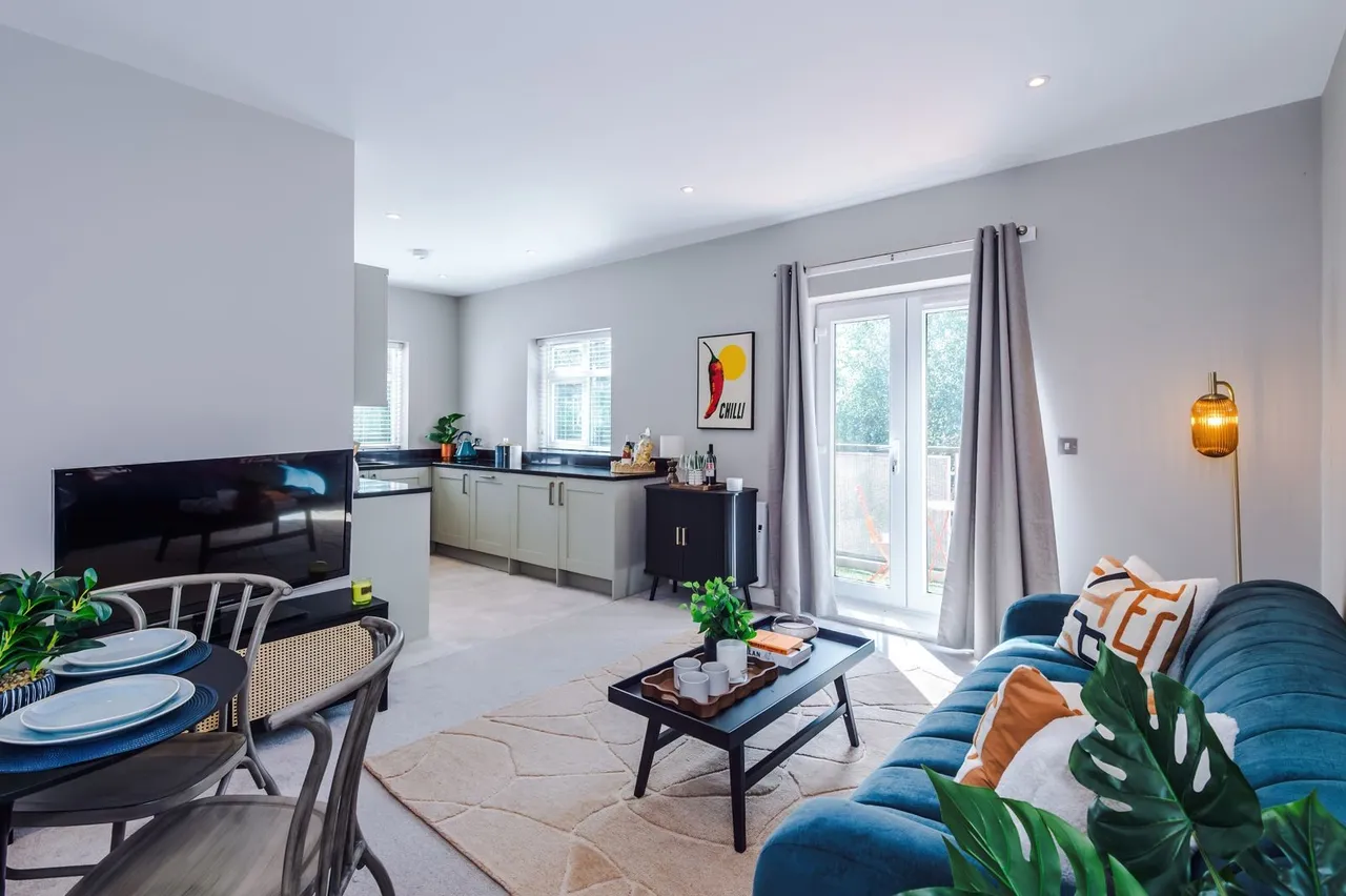 Buxton Road West, Stockport, SK12, photo 12