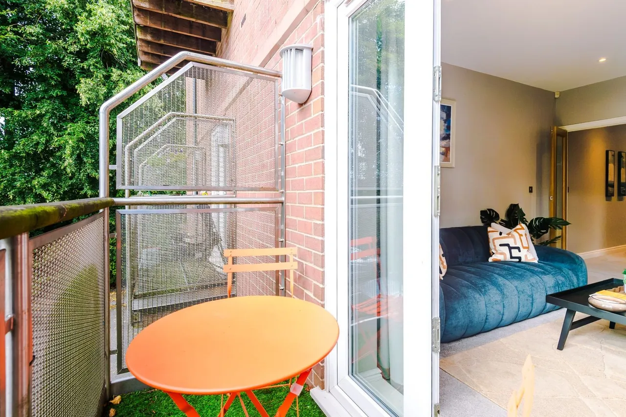 Buxton Road West, Stockport, SK12, photo 21