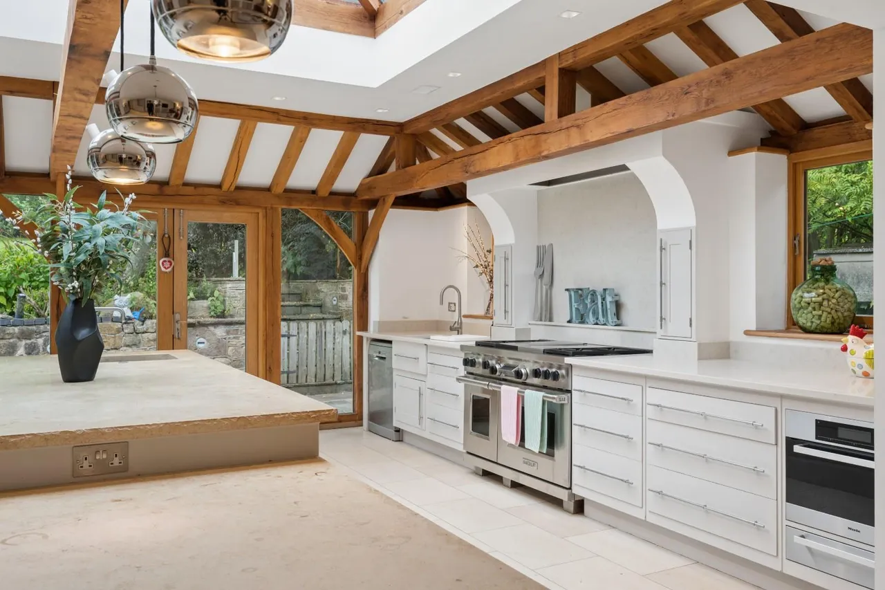 Longworth Road, Egerton, photo 10