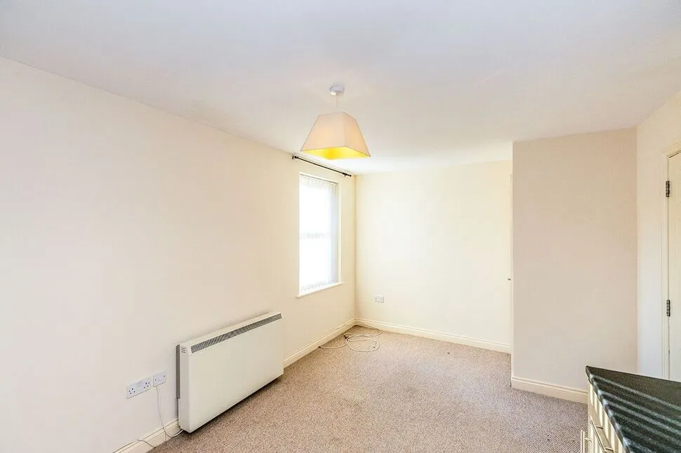 Beechworth Road, Havant, Hampshire, PO9, photo 3