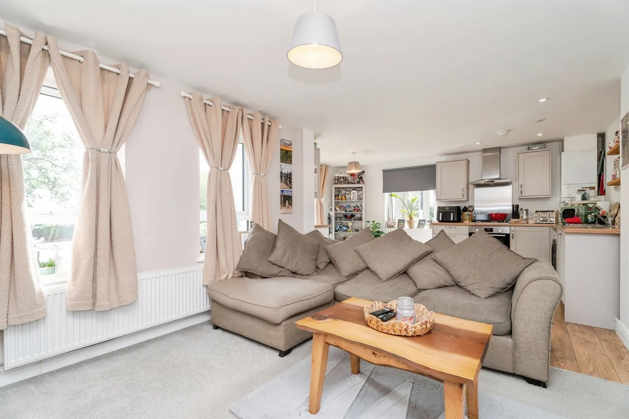 Holt Road, Fakenham, photo 7
