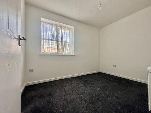 Champness Road, Barking, IG11, photo 7