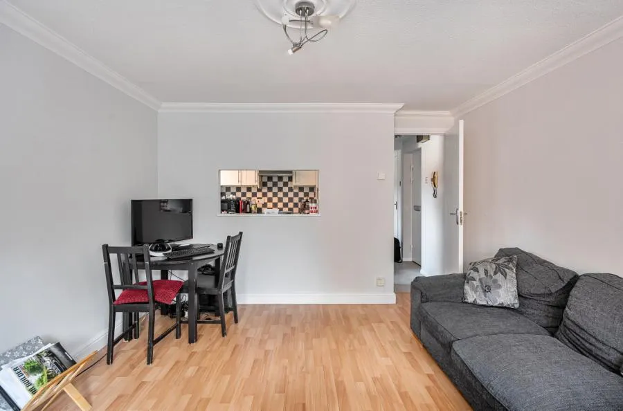 Turnpike Lane, Sutton, SM1, photo 5