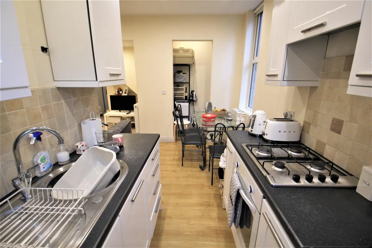 Morris Lane, Headingley, LS5, photo 3