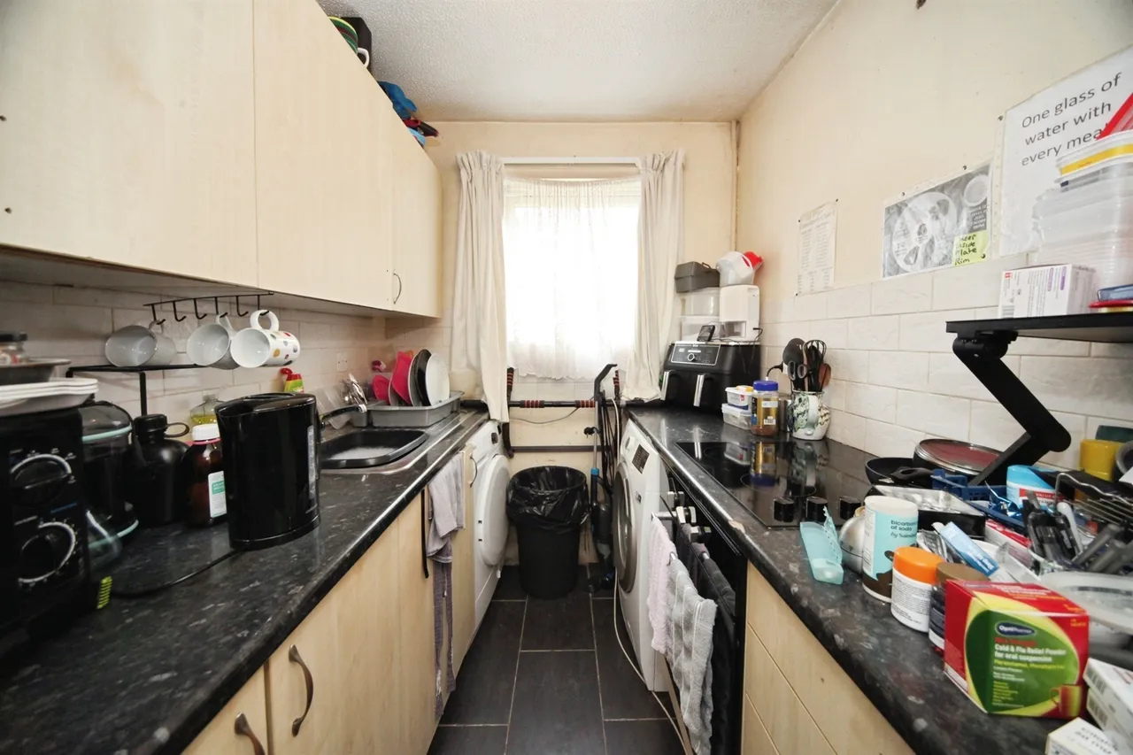 Repton Close, Luton, LU3, photo 2
