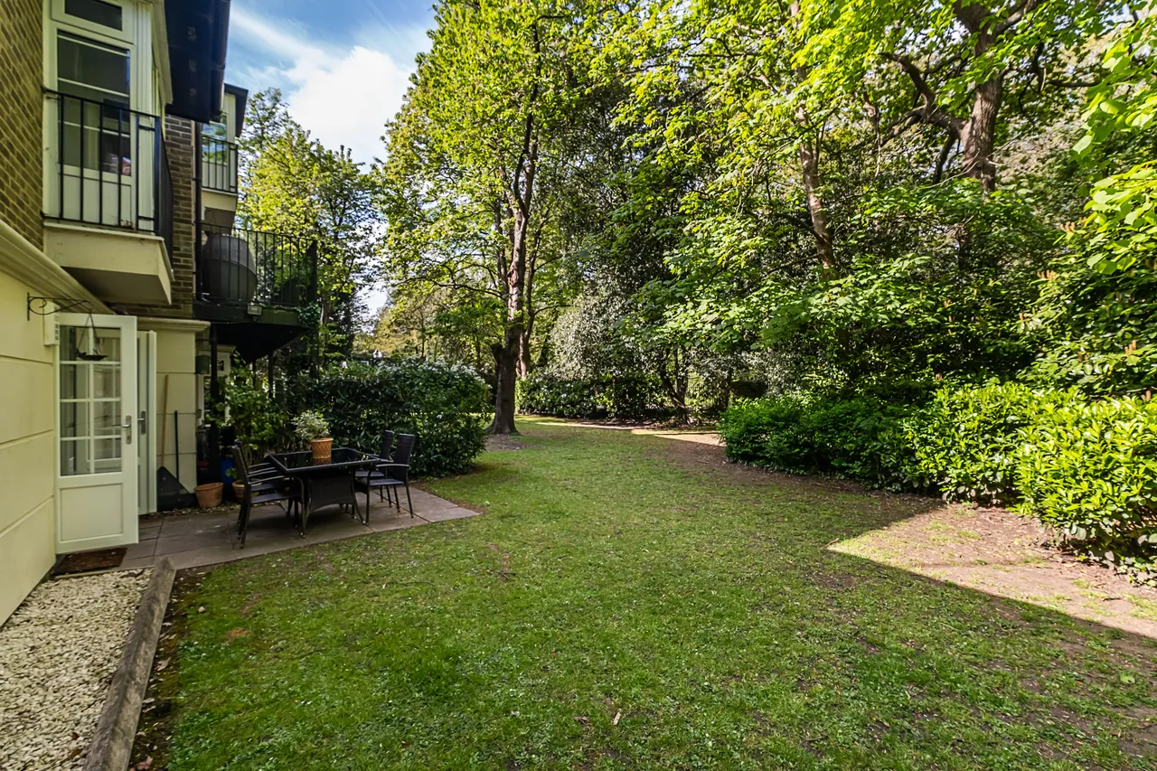 Selhurst Close, London, SW19, photo 11