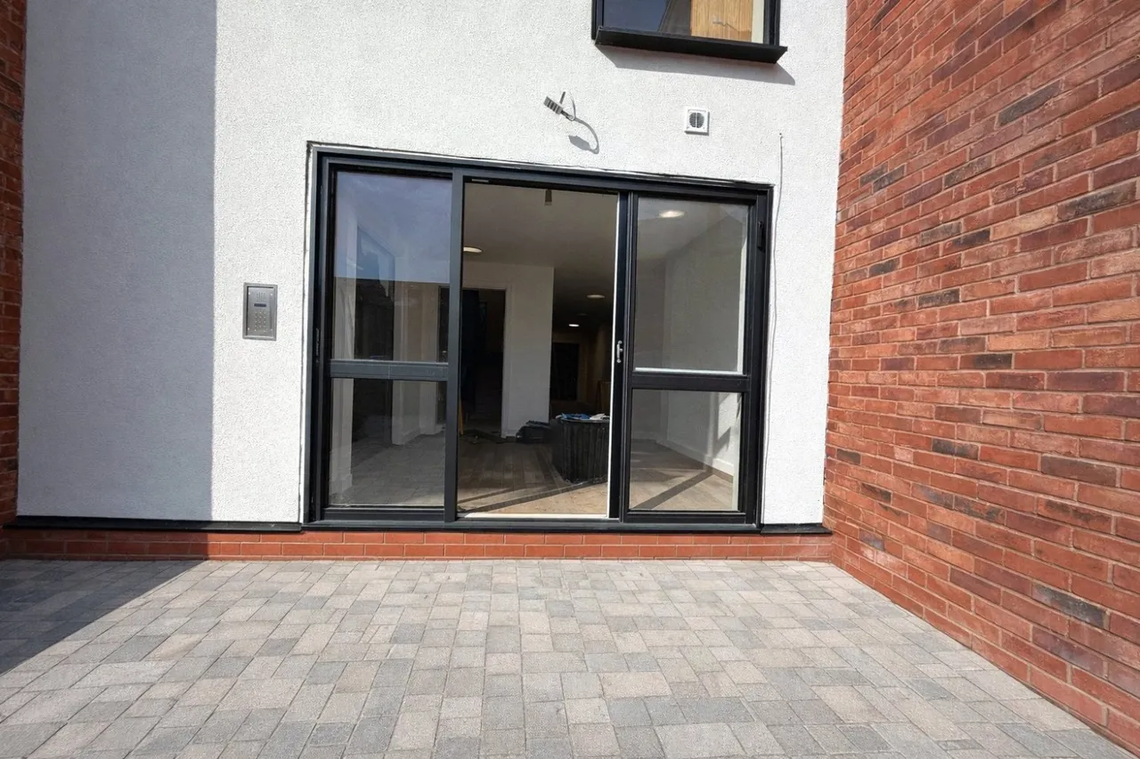 Albany Street, Ilkeston, DE7, photo 16