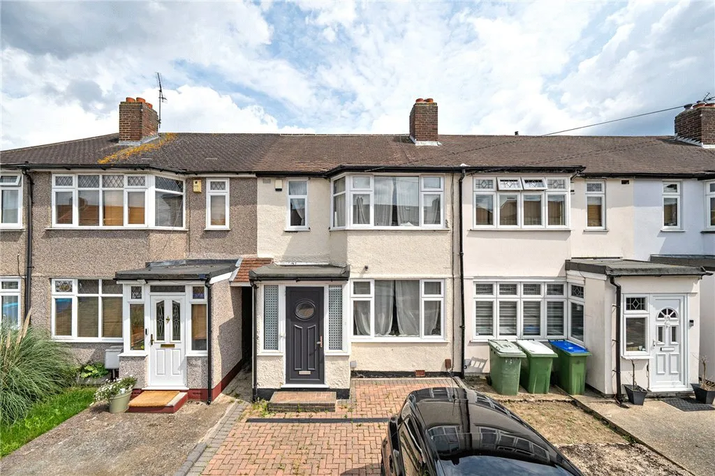 2 bed house for sale — Radnor Avenue, DA16