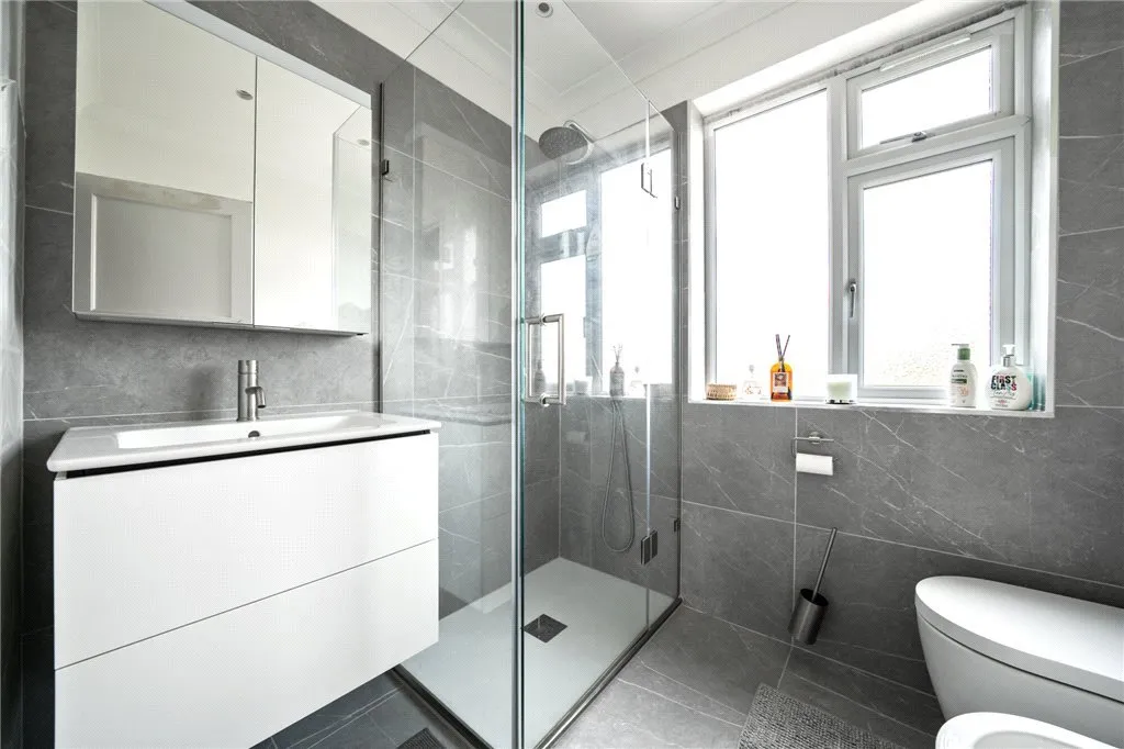 Radnor Avenue, DA16, photo 6