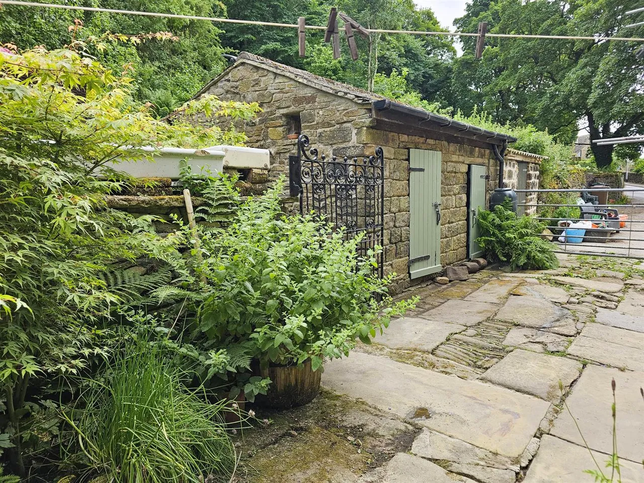 Glen Lee Lane, Keighley, BD21 5QY, photo 24