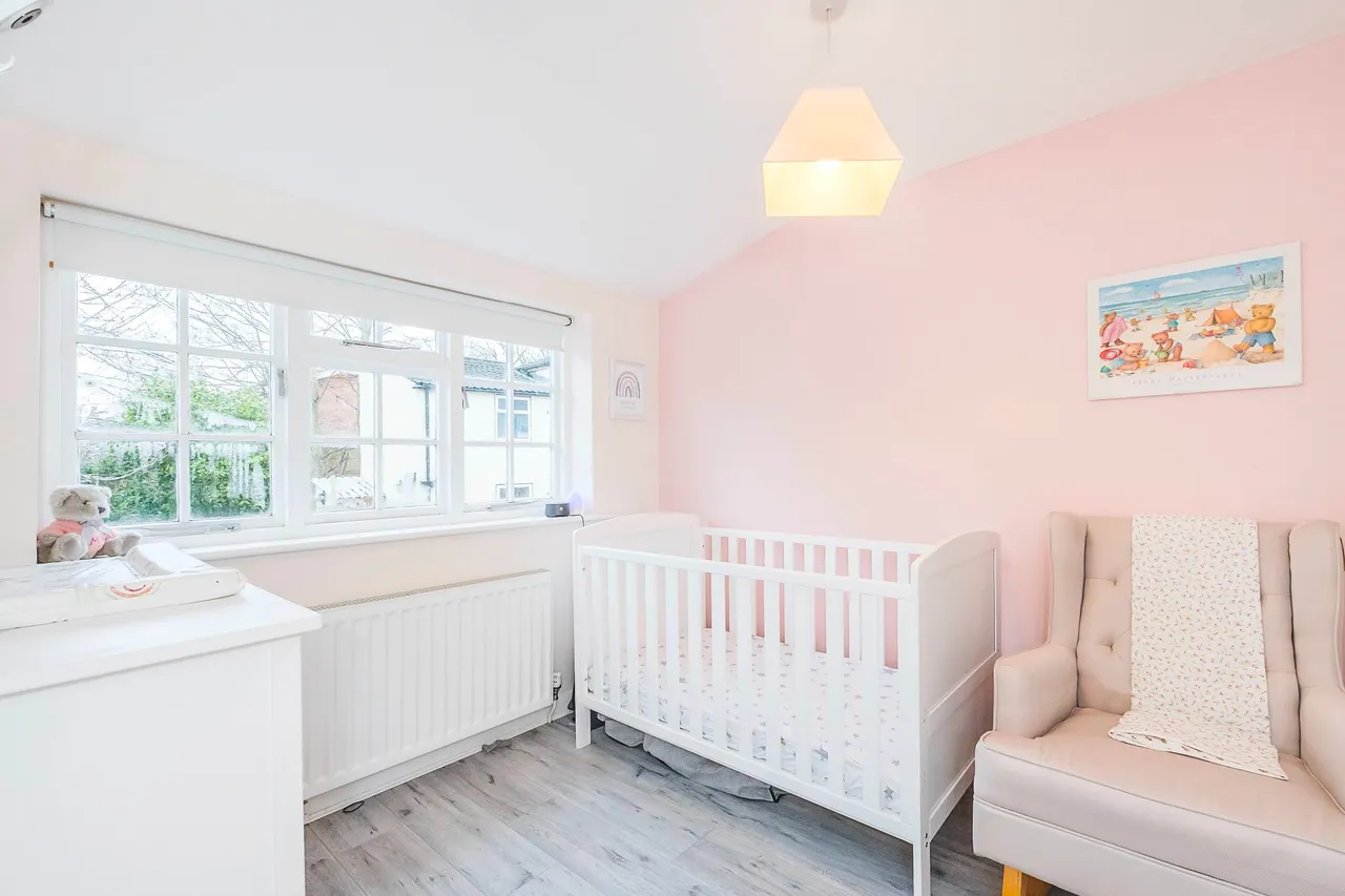 Gladstone Road, Buckhurst Hill, Essex, IG9 5SW, photo 12