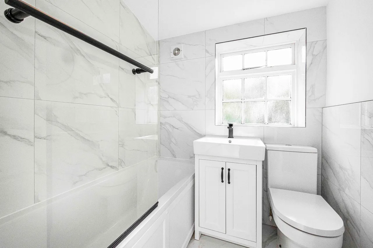 Gladstone Road, Buckhurst Hill, Essex, IG9 5SW, photo 15