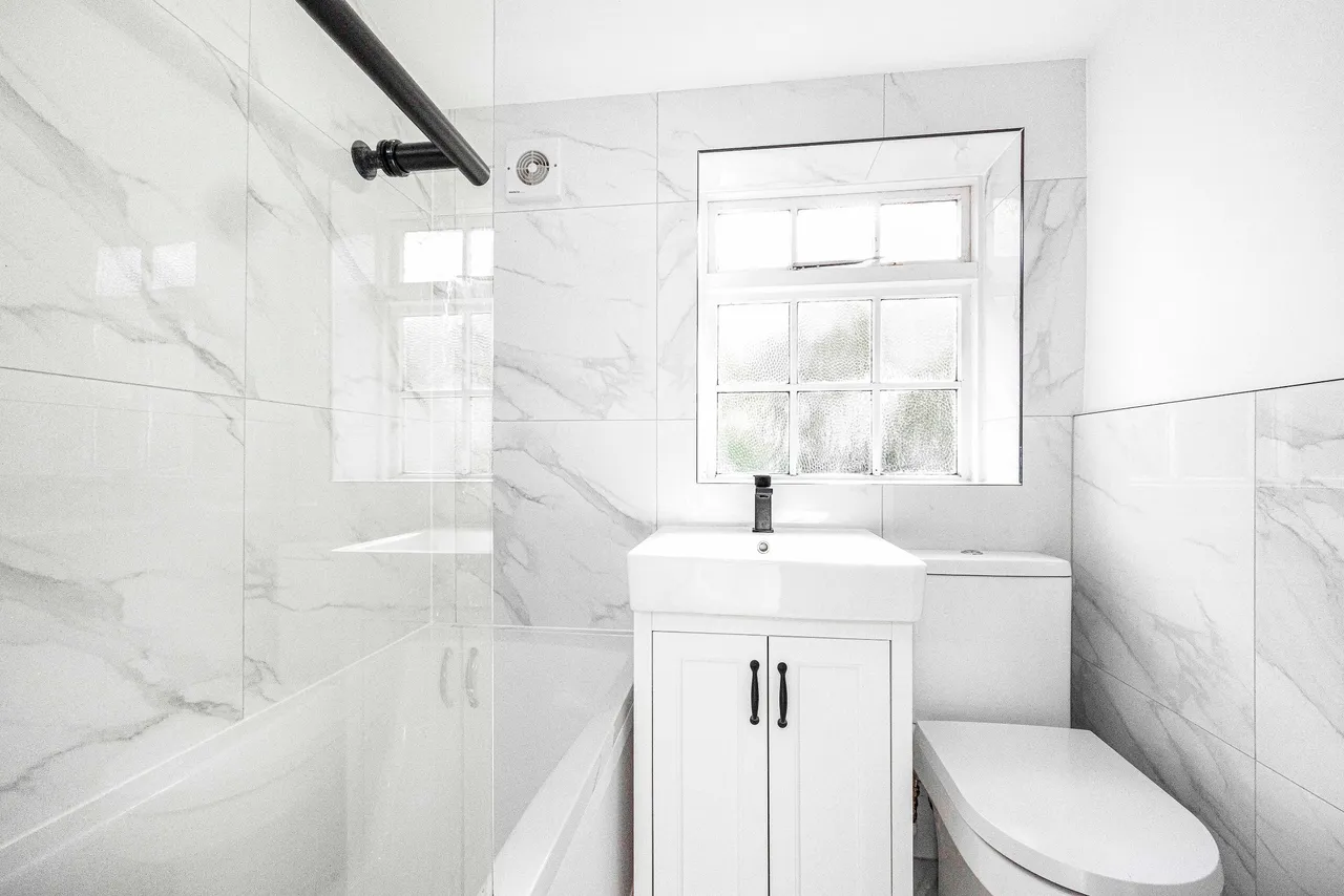 Gladstone Road, Buckhurst Hill, Essex, IG9 5SW, photo 14