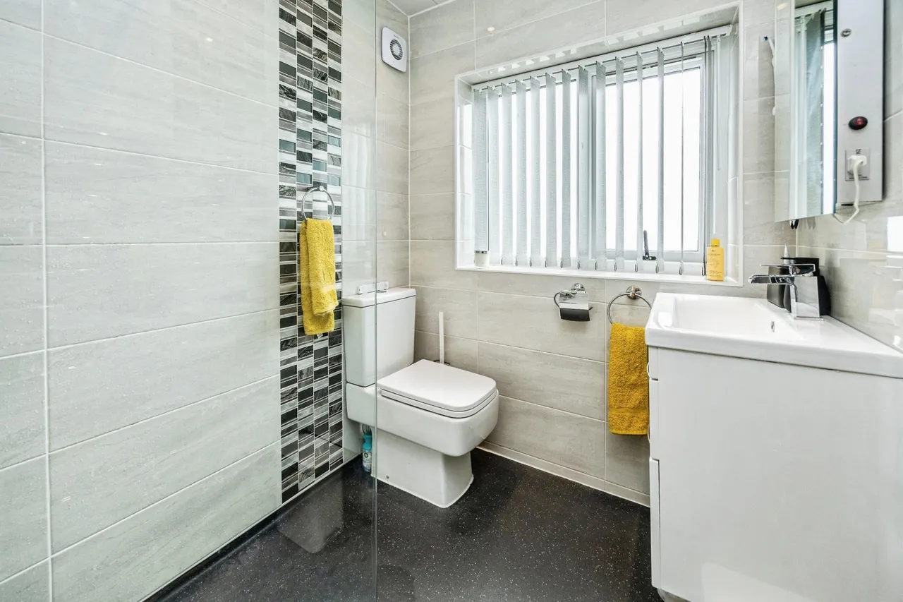 Greenside Avenue, Huddersfield, HD5, photo 32