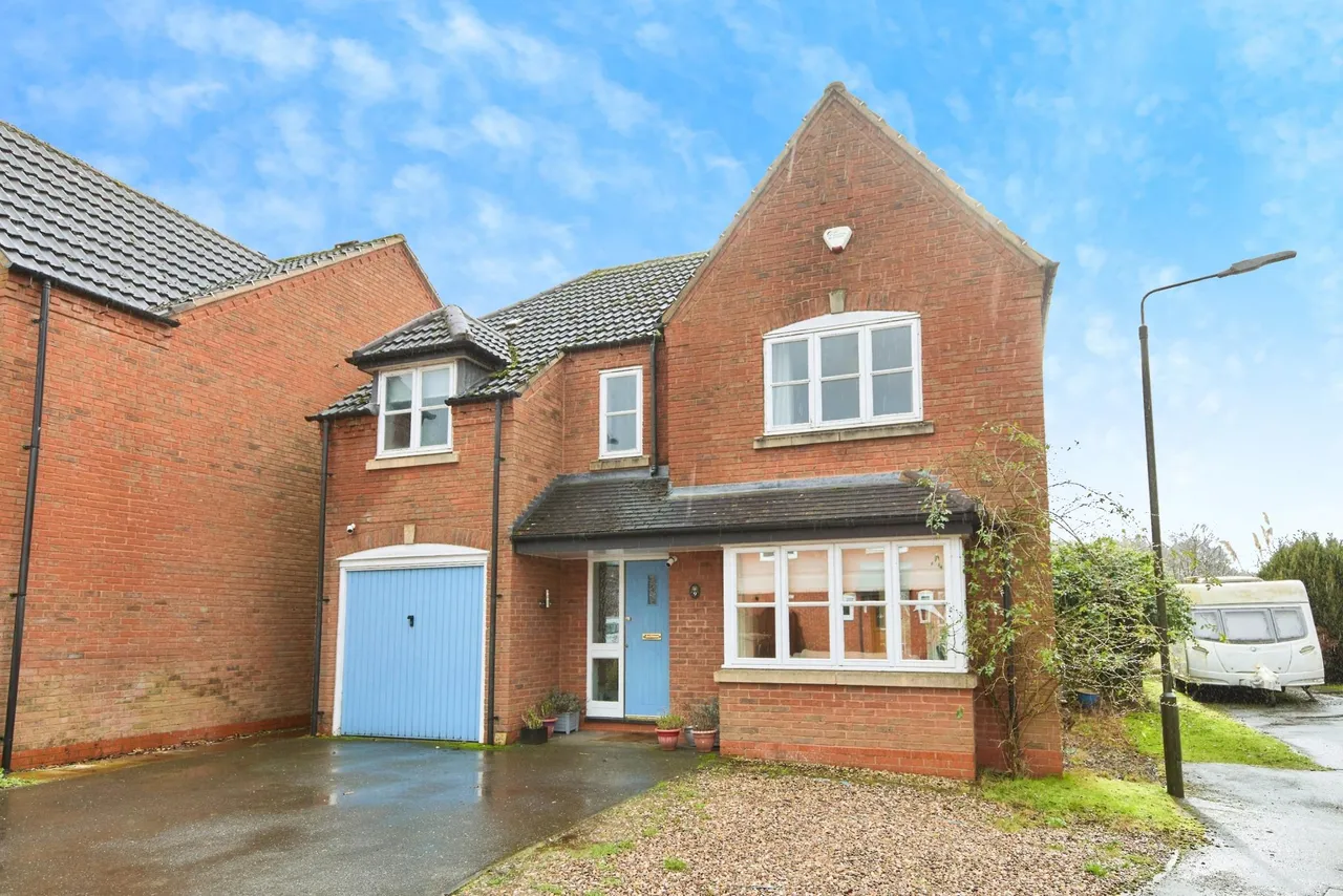 4 bed house for sale, Laurel Drive, Aston-on-Trent, DE72