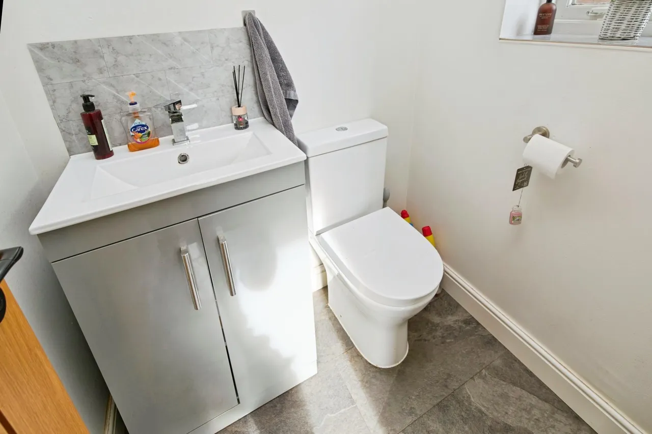Laurel Drive, Aston-on-Trent, DE72, photo 7