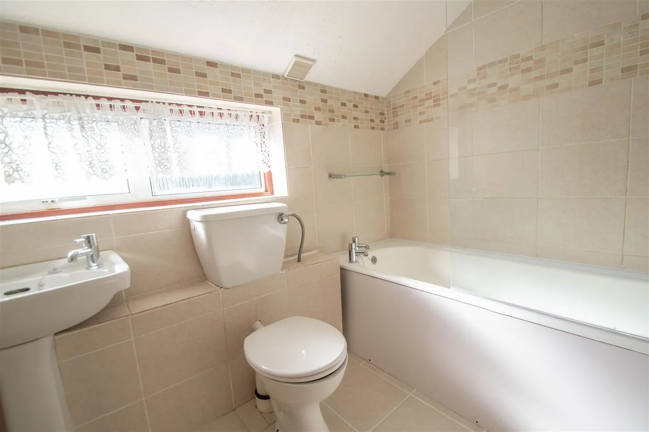 Feltwell Place, Haverhill, CB9, photo 15