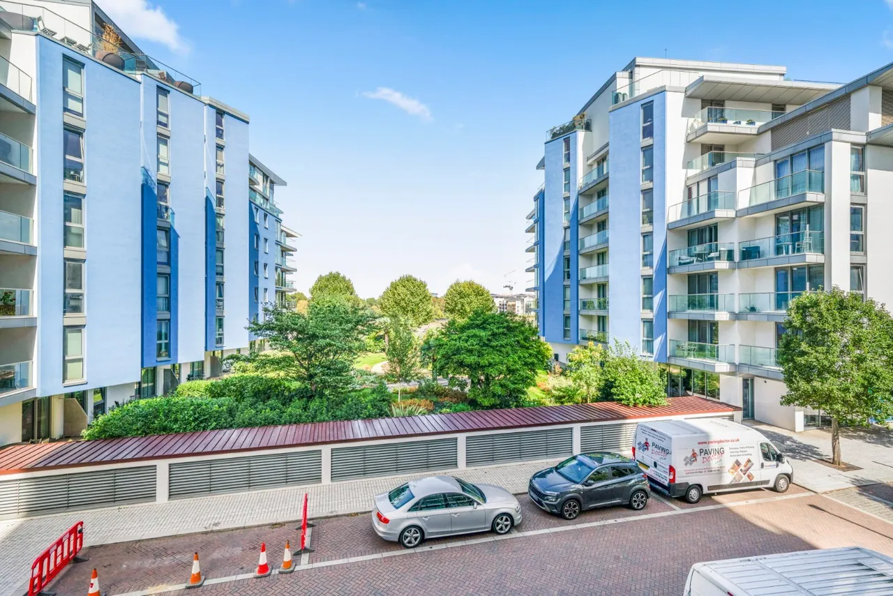 Eastfields Avenue, London, SW18, photo 10