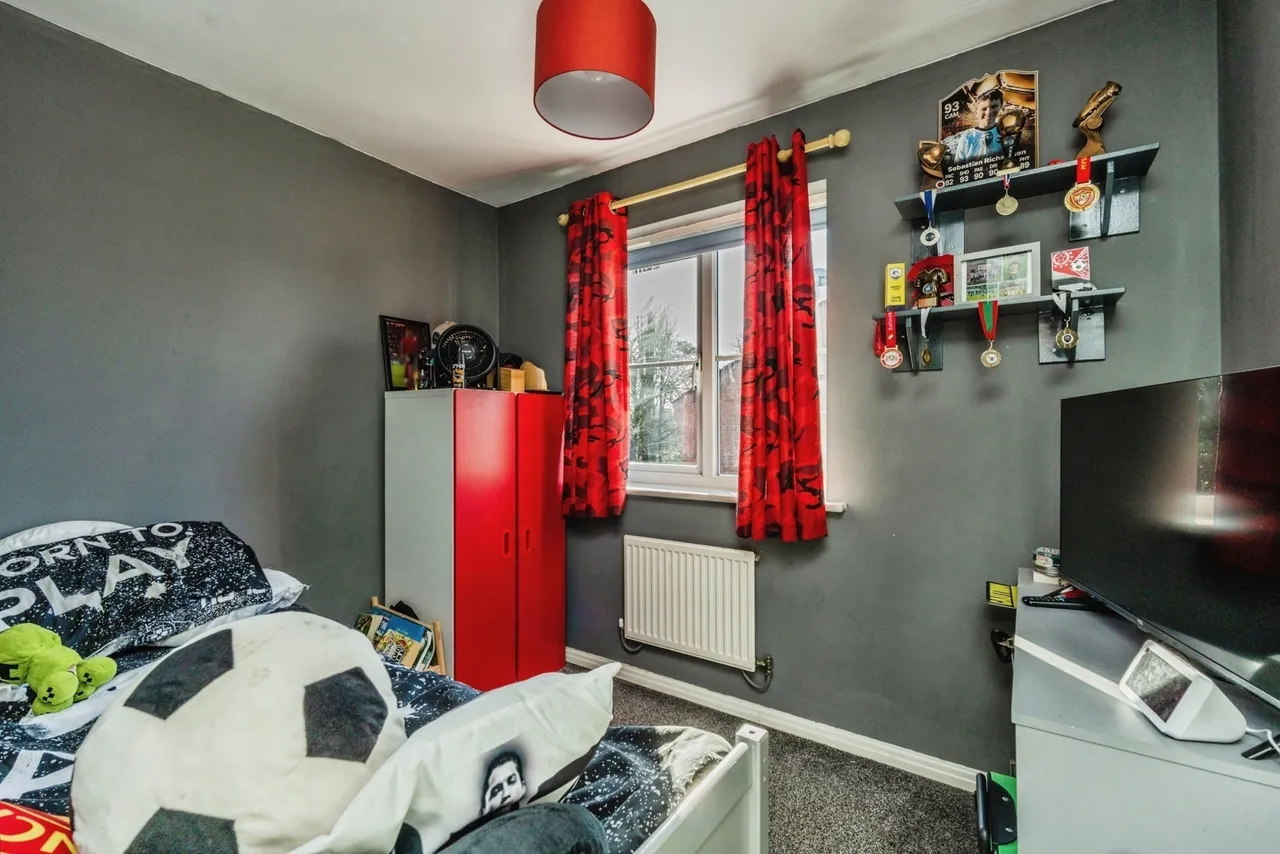 Chedworth Drive, Manchester, Greater Manchester, M23, photo 11