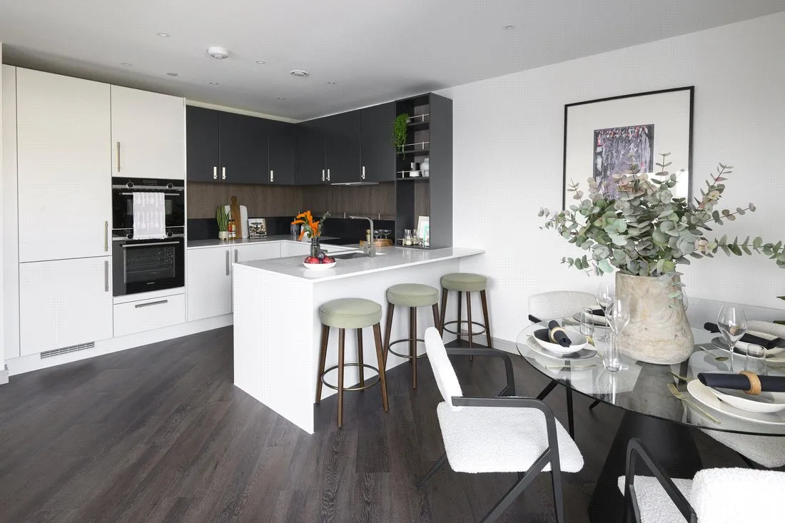 Eden Grove, Staines, TW18, photo 3
