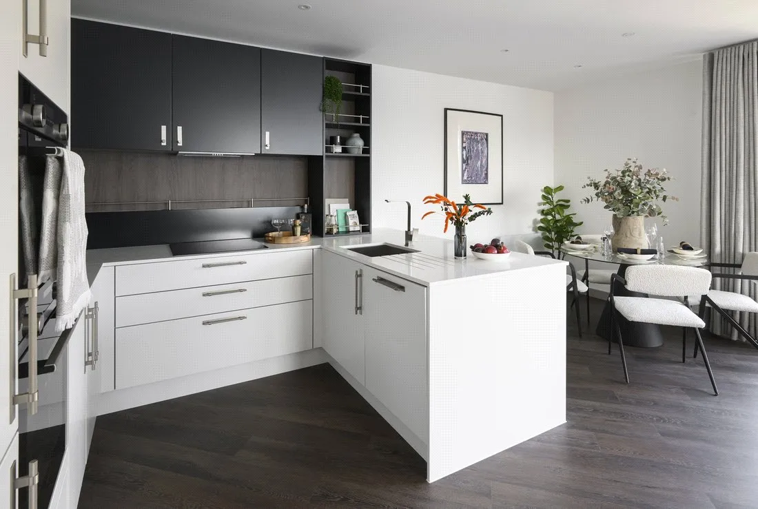 Eden Grove, Staines, TW18, photo 4