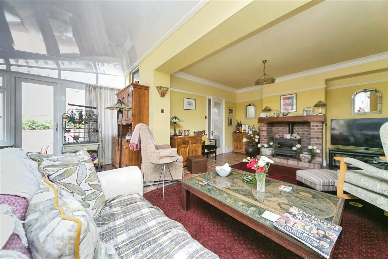 Curzon Road, Llandudno, LL30, photo 3