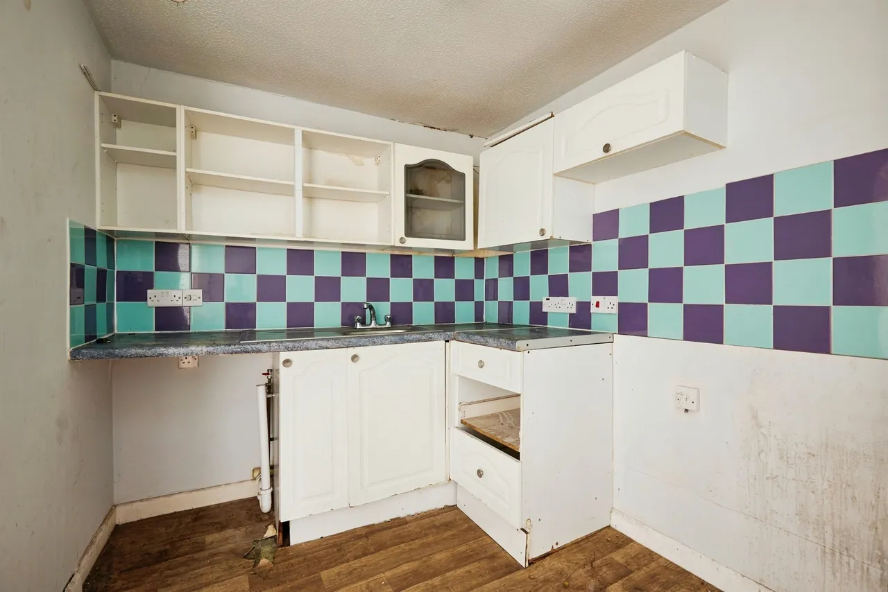 East Street, Blandford Forum, DT11, photo 17