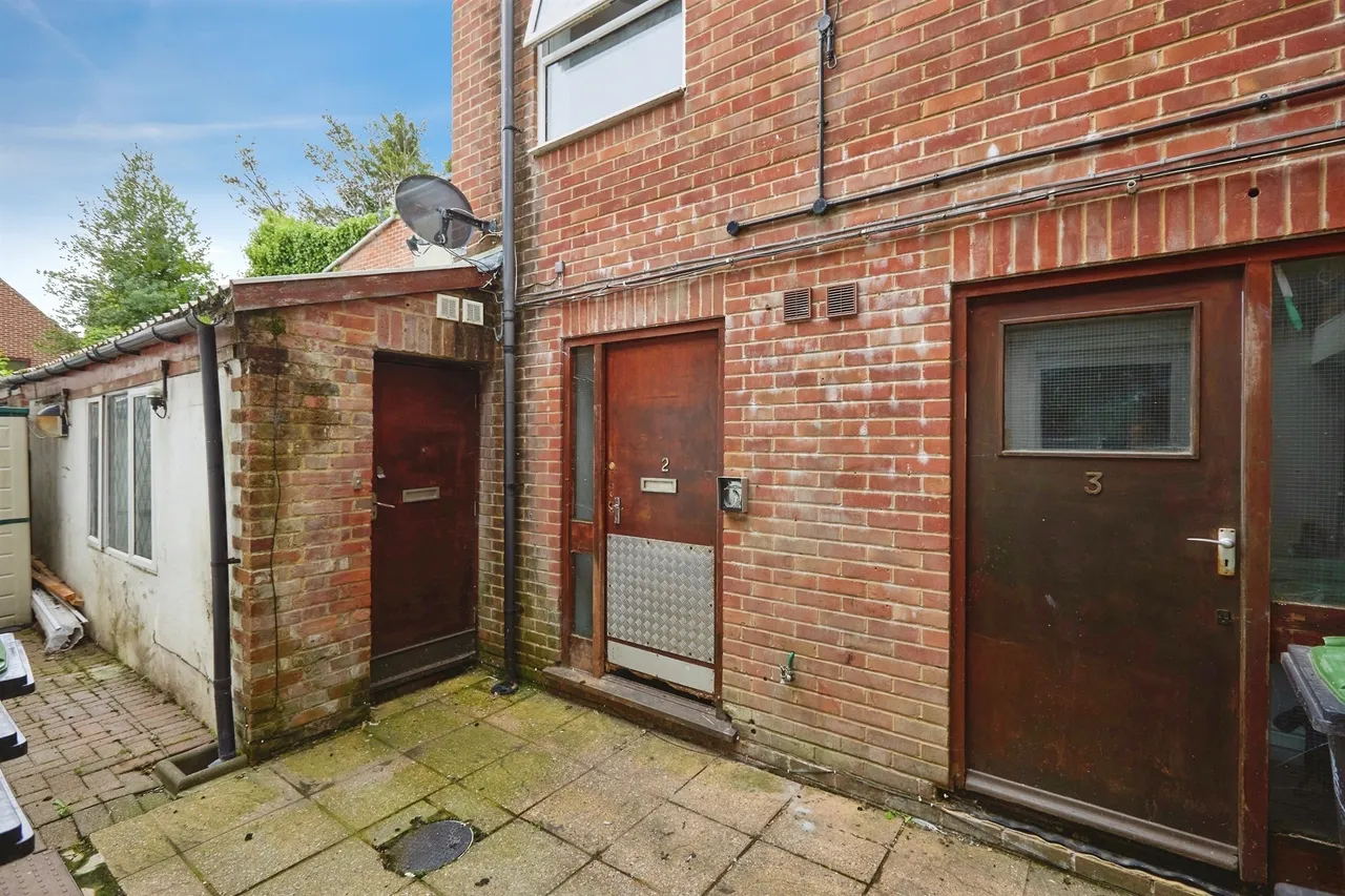 East Street, Blandford Forum, DT11, photo 2