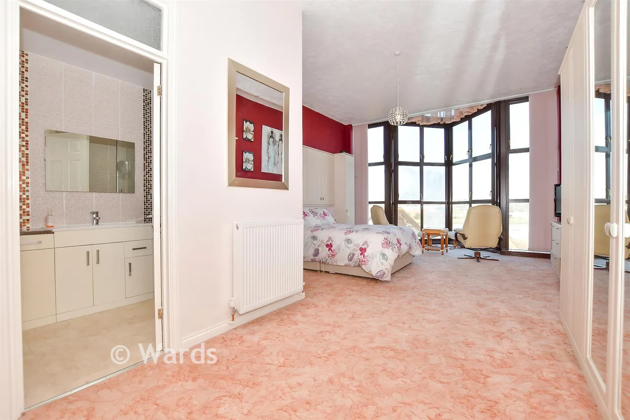Esplanade, Rochester, ME1, photo 6