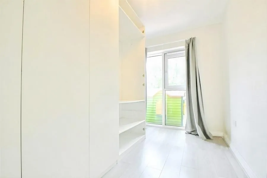 Waterloo Road, Uxbridge, UB8, photo 6